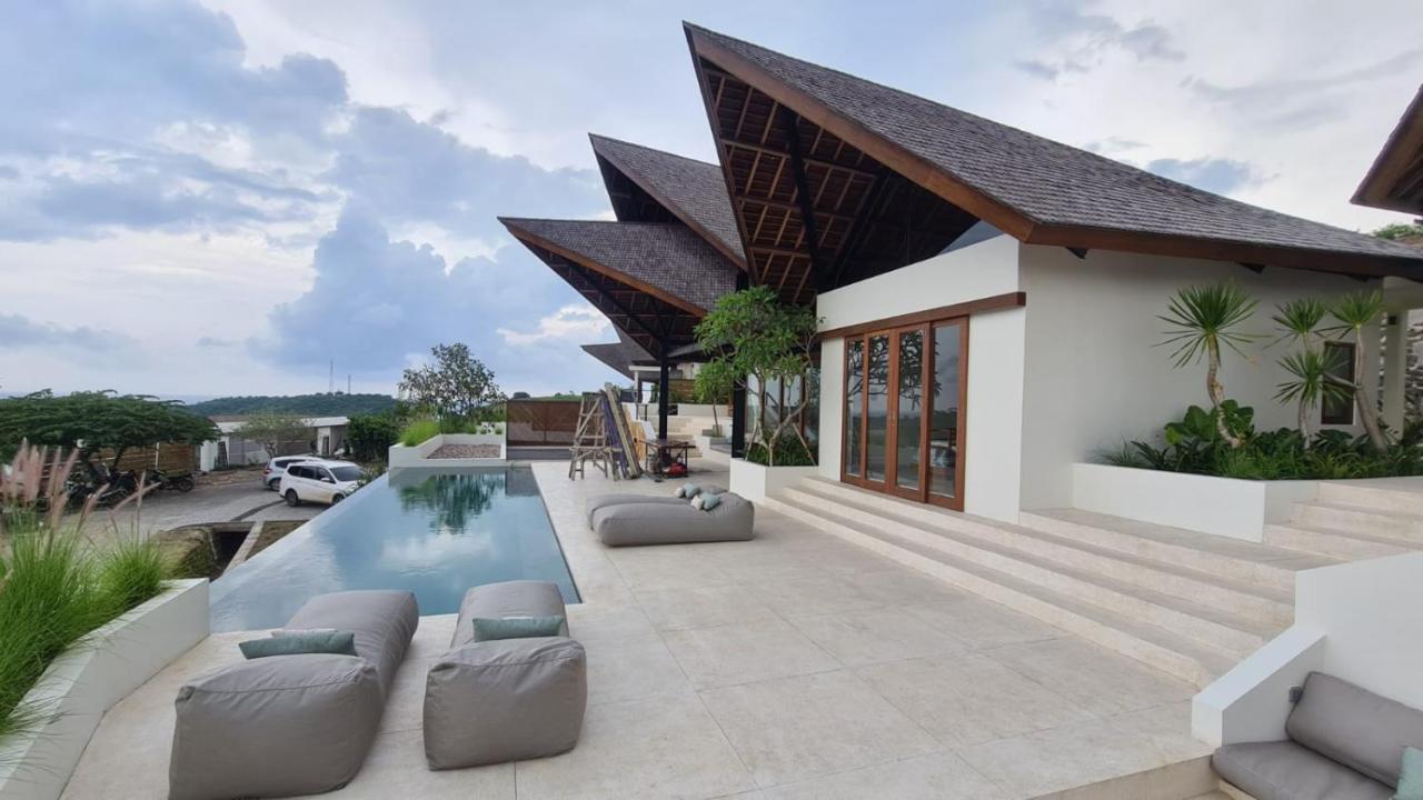 Luxury Ocean View Villas With Private Cook And Free Gym Membership Kuta  Экстерьер фото