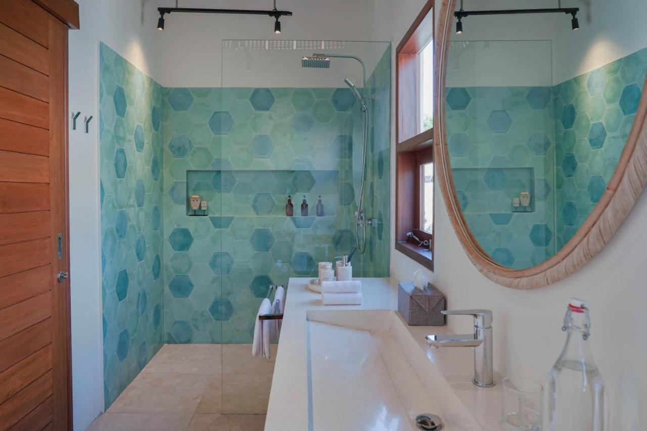 Luxury Ocean View Villas With Private Cook And Free Gym Membership Kuta  Экстерьер фото